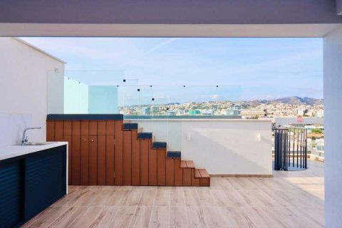 3 bedrooms Penthouse in Mesa Geitonia, Cyprus No. 43144 9