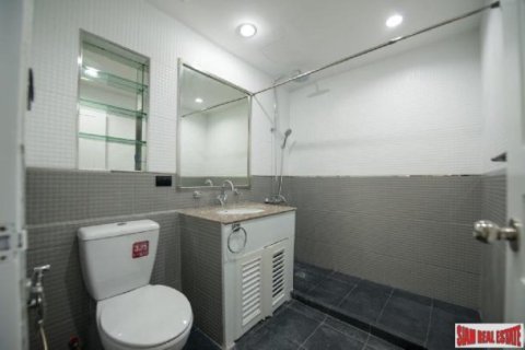 3 bedrooms Apartment in Bangkok, Thailand No. 98129 4