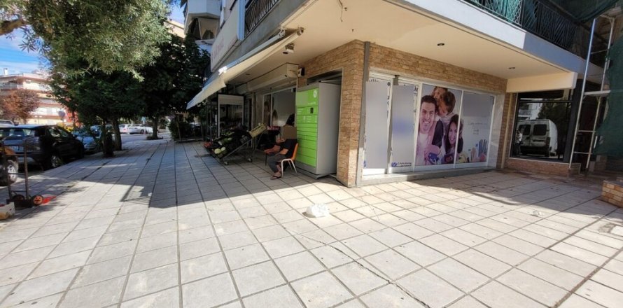 360m² Commercial property in Kalamaria, Greece No. 108000