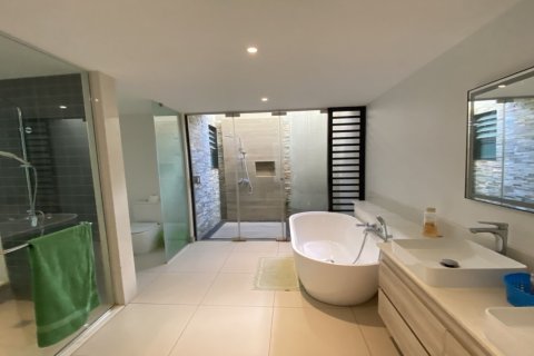4 bedrooms Villa in Grand Baie, Mauritius No. 60840 8