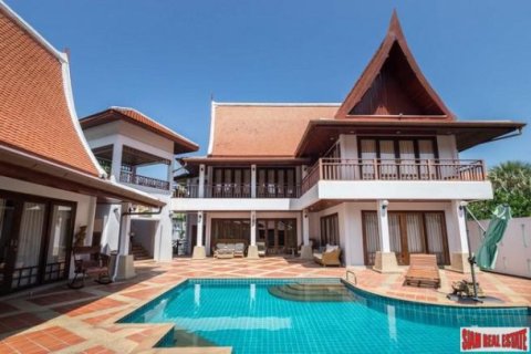 6 bedrooms Villa in Rawai, Thailand No. 95708 20