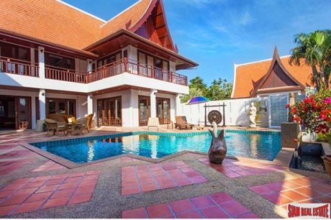 6 bedrooms Villa in Rawai, Thailand No. 95708 1