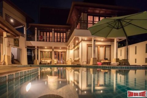 6 bedrooms Villa in Rawai, Thailand No. 95708 2