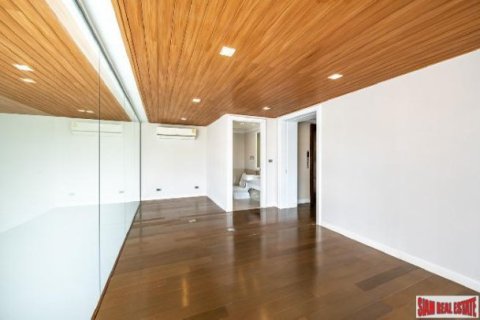 3 bedrooms Villa in Bangkok, Thailand No. 96040 18