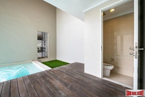 3 bedrooms Villa in Bangkok, Thailand No. 96040 13