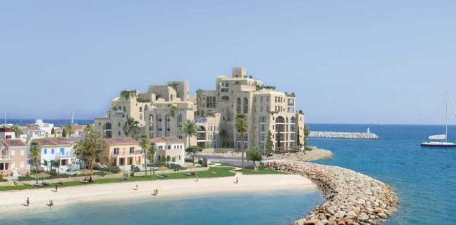 3 bedrooms Apartment in Limassol, Cyprus No. 40400