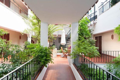 3100m² Commercial property à Lloret de Mar, Spain No. 25571 1