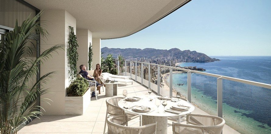 4 bedrooms Apartment in Benidorm, Spain No. 112464