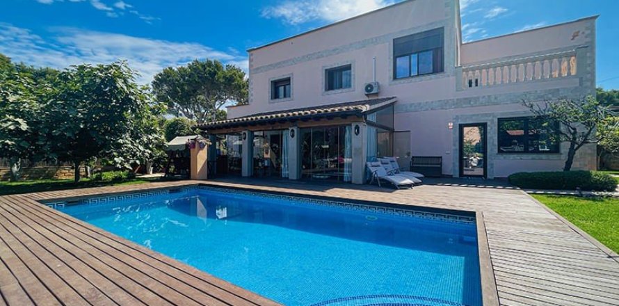 5 bedrooms Villa in Phuoc Binh, Vietnam No. 117530