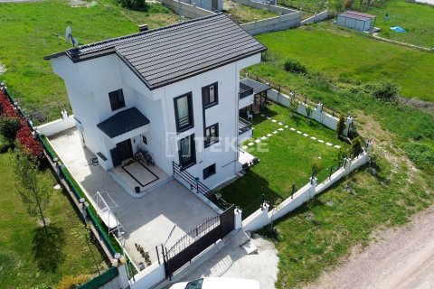 5 chambres Villa à Chau Phu, Vietnam No. 87035 8