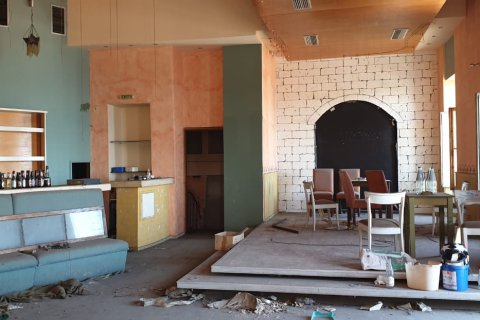 117m² Commercial property in Piraeus, Greece No. 57544 6