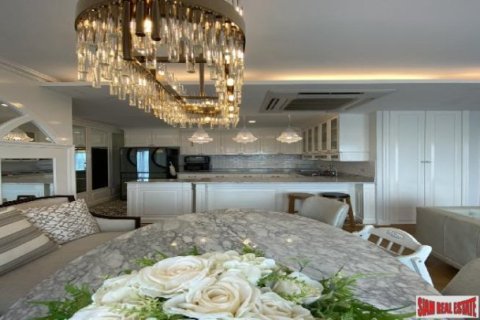 2 bedrooms Apartment in Bangkok, Thailand No. 96995 10