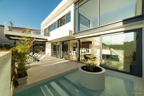 7 bedrooms Commercial property in Chania, Greece No. 81104 1