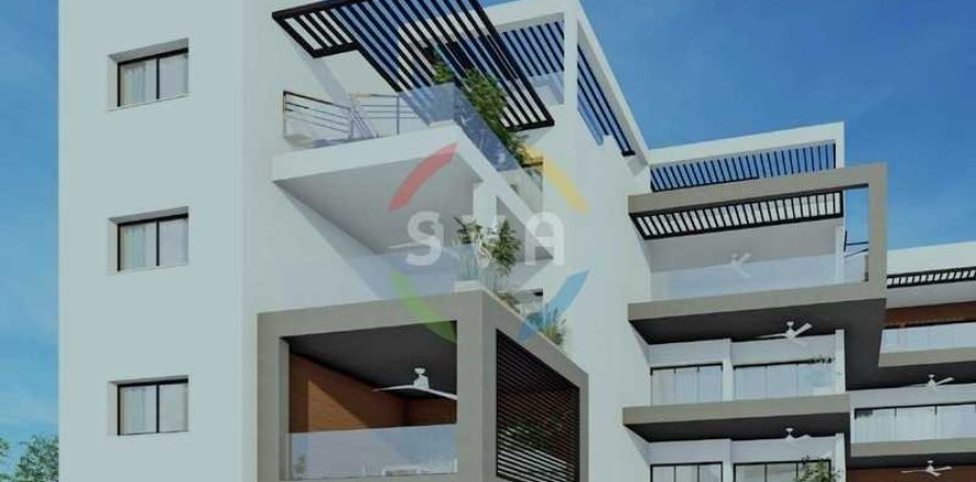 3 bedrooms Penthouse in Germasogeia, Cyprus No. 82244