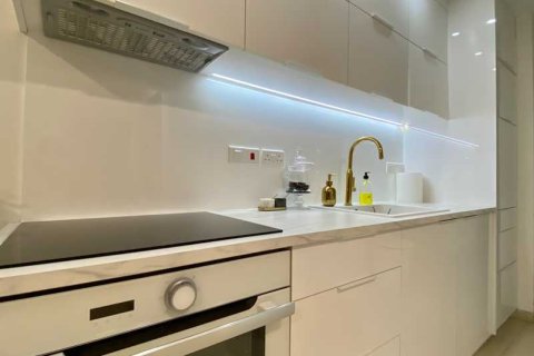 7 bedrooms House in Limassol, Cyprus No. 66142 9