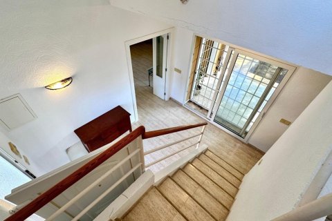 3 dormitorios Apartment en Tan Tru, Vietnam No. 83753 13