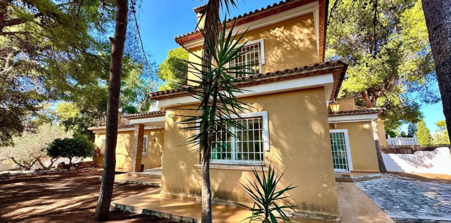 3 dormitorios Apartment en Dénia, Spain No. 83753