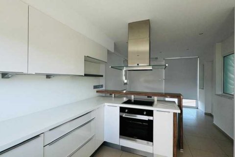 3 bedrooms Penthouse in Germasogeia, Cyprus No. 40407 11