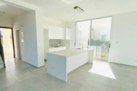 Дом с 3 спальнями в Пафос, Кипр №37338 5