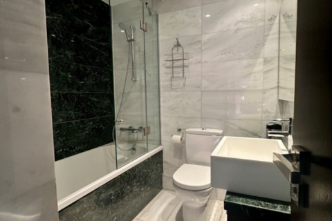 3 bedrooms Apartment in Limassol, Cyprus No. 71952 7