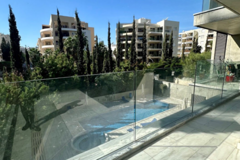 3 bedrooms Apartment in Limassol, Cyprus No. 71952 8