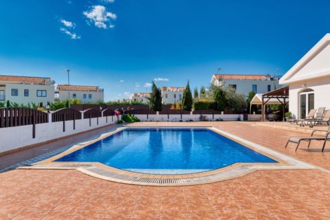 4 bedrooms Bungalow in Ayia Napa, Cyprus No. 36919 2