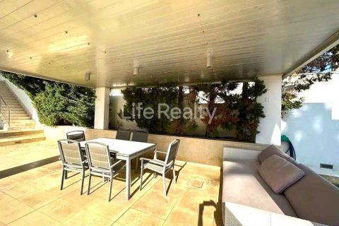 5 bedrooms House in Agios Tychonas, Cyprus No. 70994 10