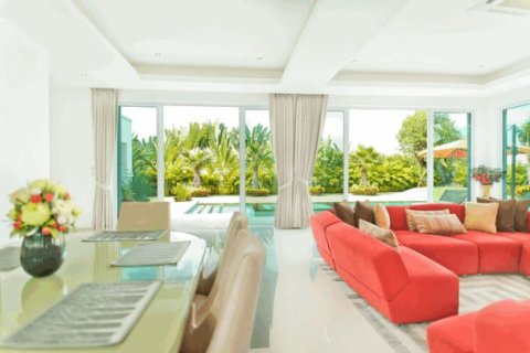 3 bedrooms House in Pattaya, Thailand No. 96867 11