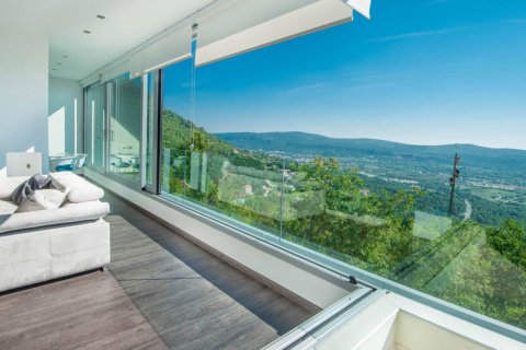 3 bedrooms Villa in Kavach, Montenegro No. 66901 19