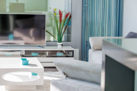 3 bedrooms Villa in Kavach, Montenegro No. 66901 13