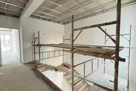 4 bedrooms House in Agios Athanasios, Cyprus No. 70702 3