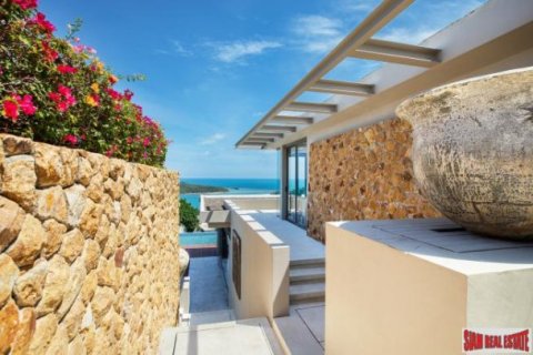 4 bedrooms Villa on the Chaweng Beach, Thailand No. 96290 22