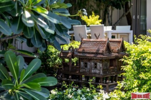 4 bedrooms Villa on the Chaweng Beach, Thailand No. 96290 6