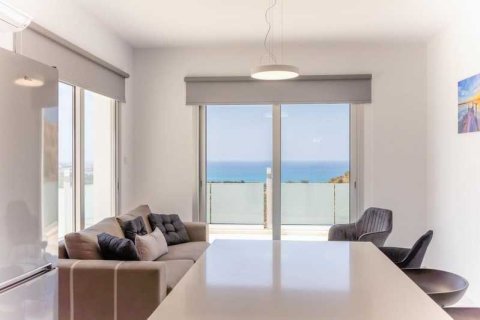 3 bedrooms House in Kissonerga, Cyprus No. 31135 6