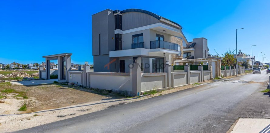 3 chambres Villa à Antalya, Turkey No. 129412