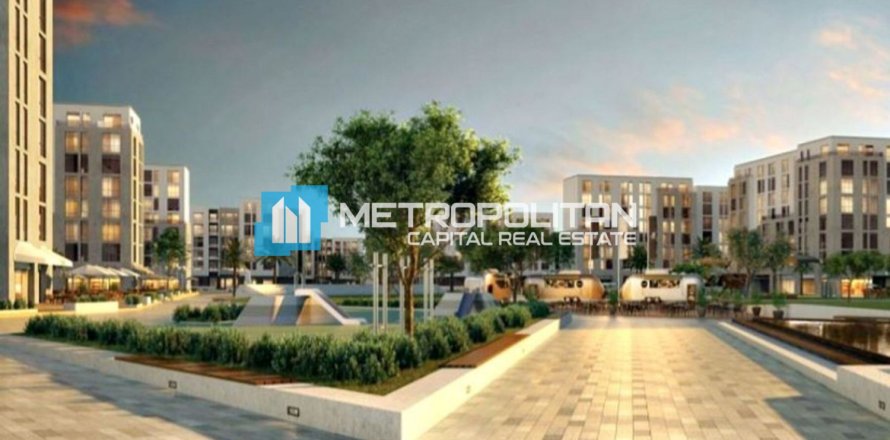 728.5m² Land in Al Hadid W Al Solb Old Housing, Vietnam No. 113405