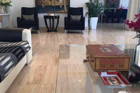 5 bedrooms House in Agios Tychonas, Cyprus No. 70034 9