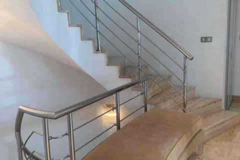 5 bedrooms House in Agios Tychonas, Cyprus No. 70034 12