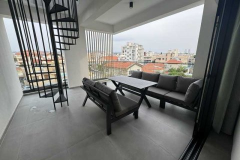 3 bedrooms Penthouse in Limassol, Cyprus No. 80965 1