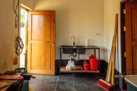 8 bedrooms House in Chiang Mai, Thailand No. 98249 10