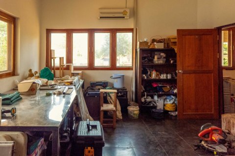 8 bedrooms House in Chiang Mai, Thailand No. 98249 11