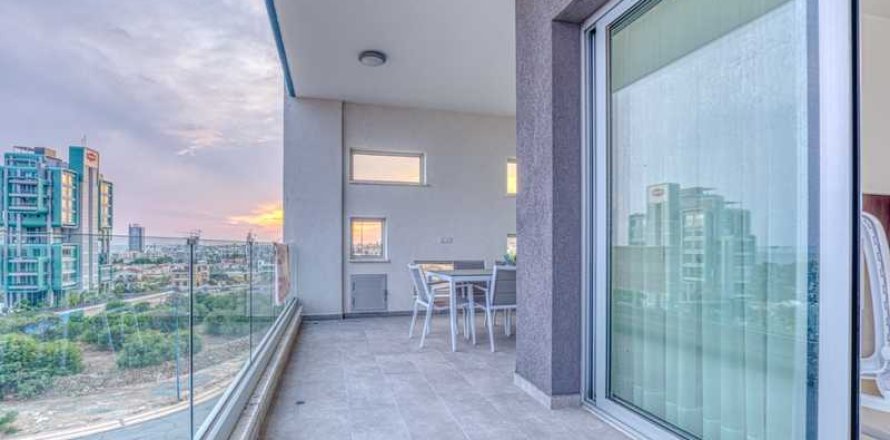 Квартира с 2 спальнями в Агиос Тихонас, Кипр №63631