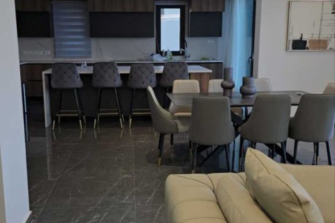 6 bedrooms Villa in Parekklisia, Cyprus No. 80673 2