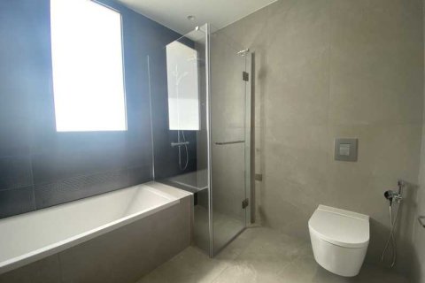 3 bedrooms Apartment in Limassol, Cyprus No. 104245 13