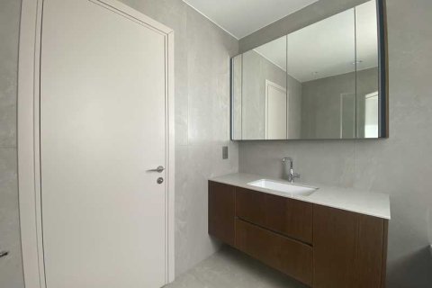 3 bedrooms Apartment in Limassol, Cyprus No. 104245 14