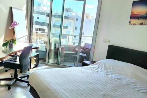 2 bedrooms Apartment in Germasogeia, Cyprus No. 79754 11