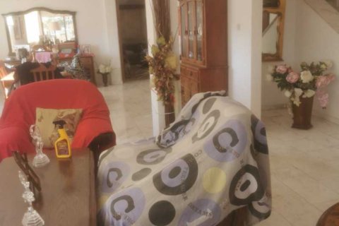 3 bedrooms House in Agios Athanasios, Cyprus No. 72381 5