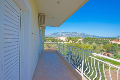 4 bedrooms House in Loutraki, Greece No. 59300 4