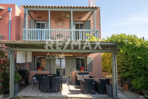 3 bedrooms House in Magnesia, Greece No. 104636 17