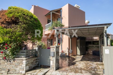 3 bedrooms House in Magnesia, Greece No. 104636 1